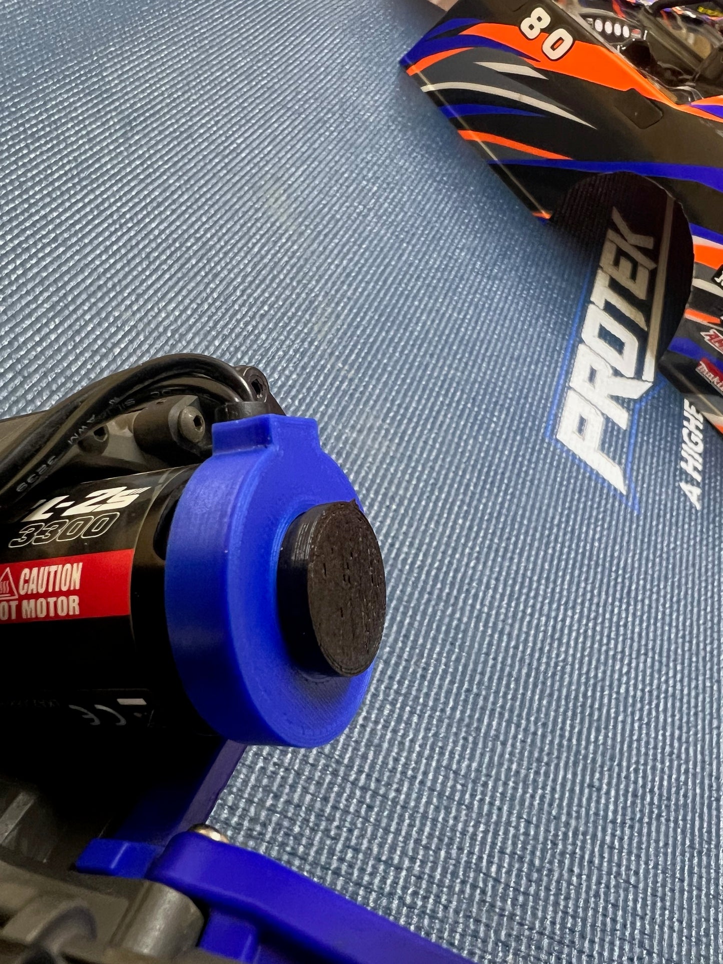 Motor Cover with Plug for Traxxas BL-2S Brushless Motor