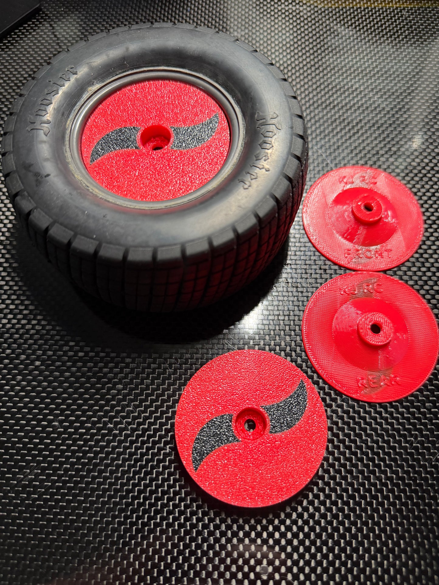 Low-Profile Unbreakable Defender Style Mud Plug for Traxxas Late Model/Modified