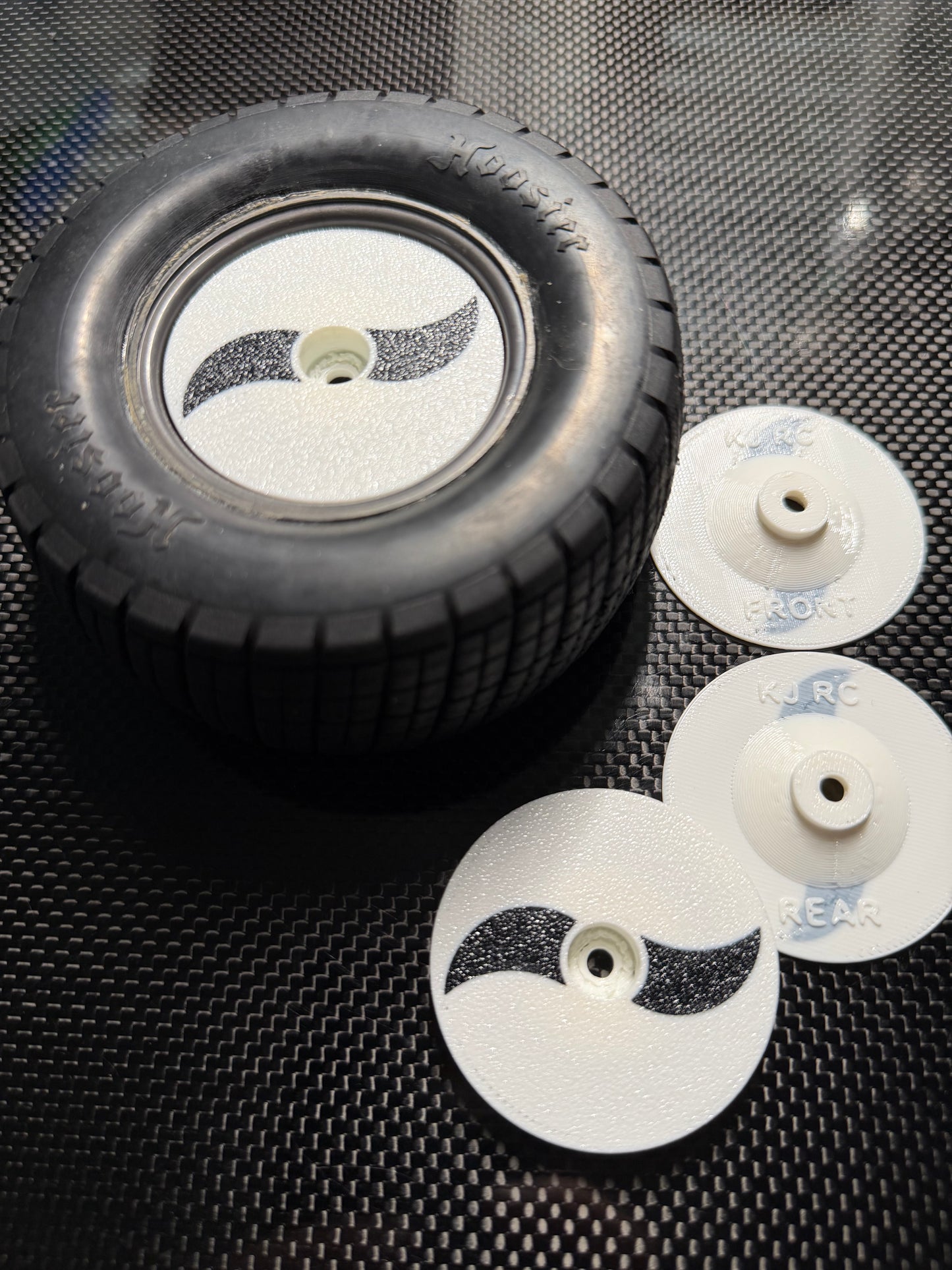 Low-Profile Unbreakable Defender Style Mud Plug for Traxxas Late Model/Modified